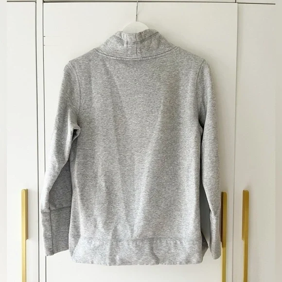 Puma Sweatshirt - Picture 4 of 4